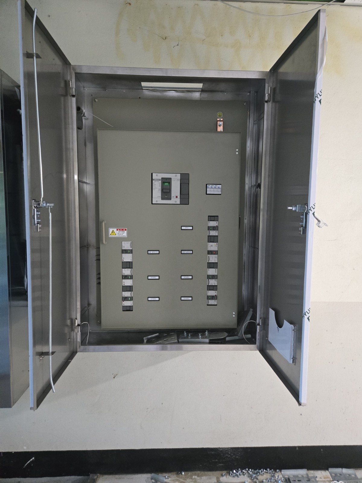 ece6c6e670024211865168247014bf26_1753512606_3264.jpg
