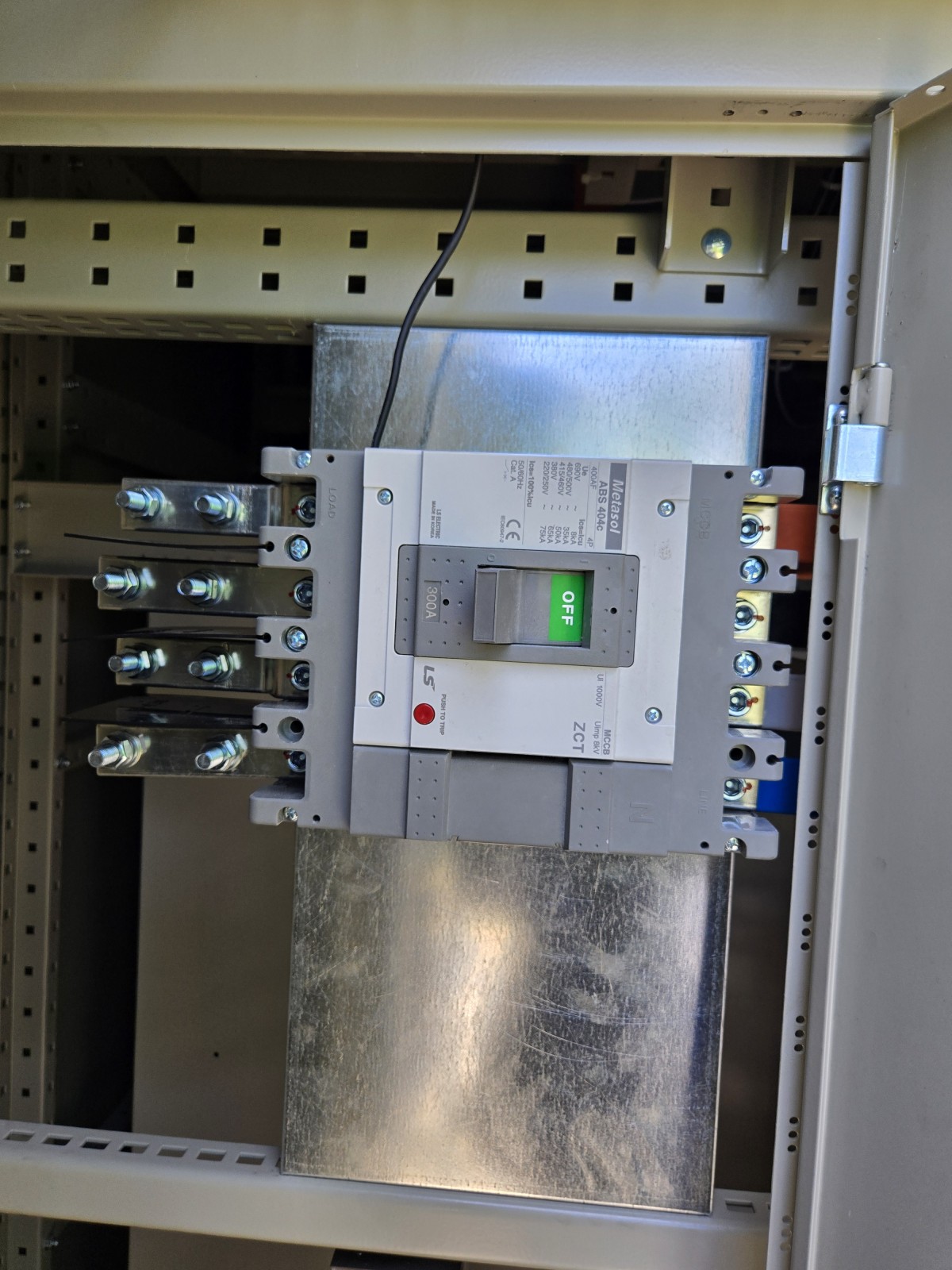 ece6c6e670024211865168247014bf26_1753512729_8055.jpg